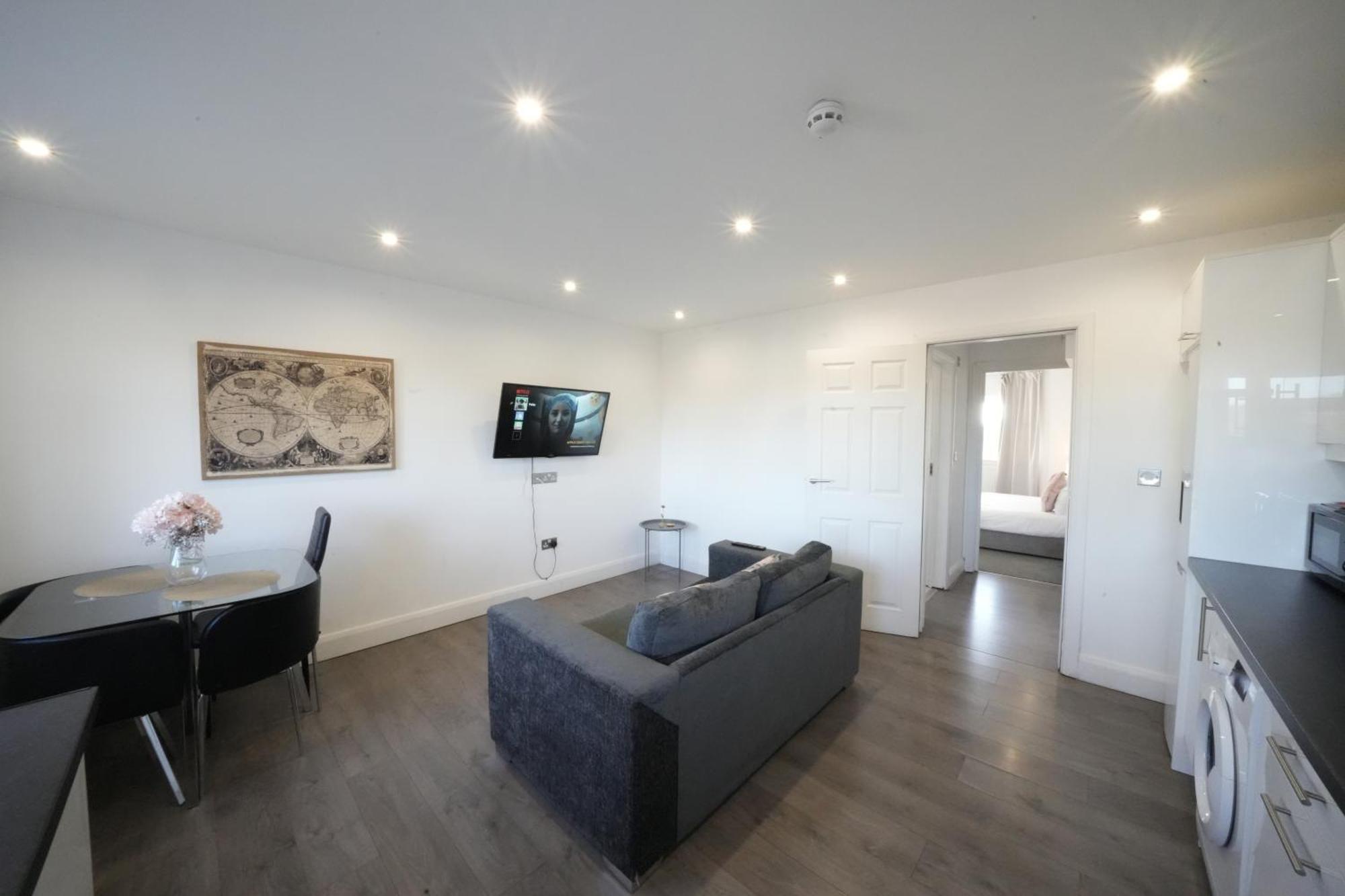 Hatton Apartments: Airport-Adjacent with Free Parking and Underground Access London Exterior photo